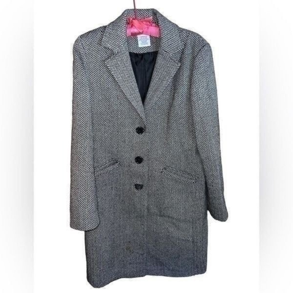 George black and white geometric print fully lined overcoat with pockets medium